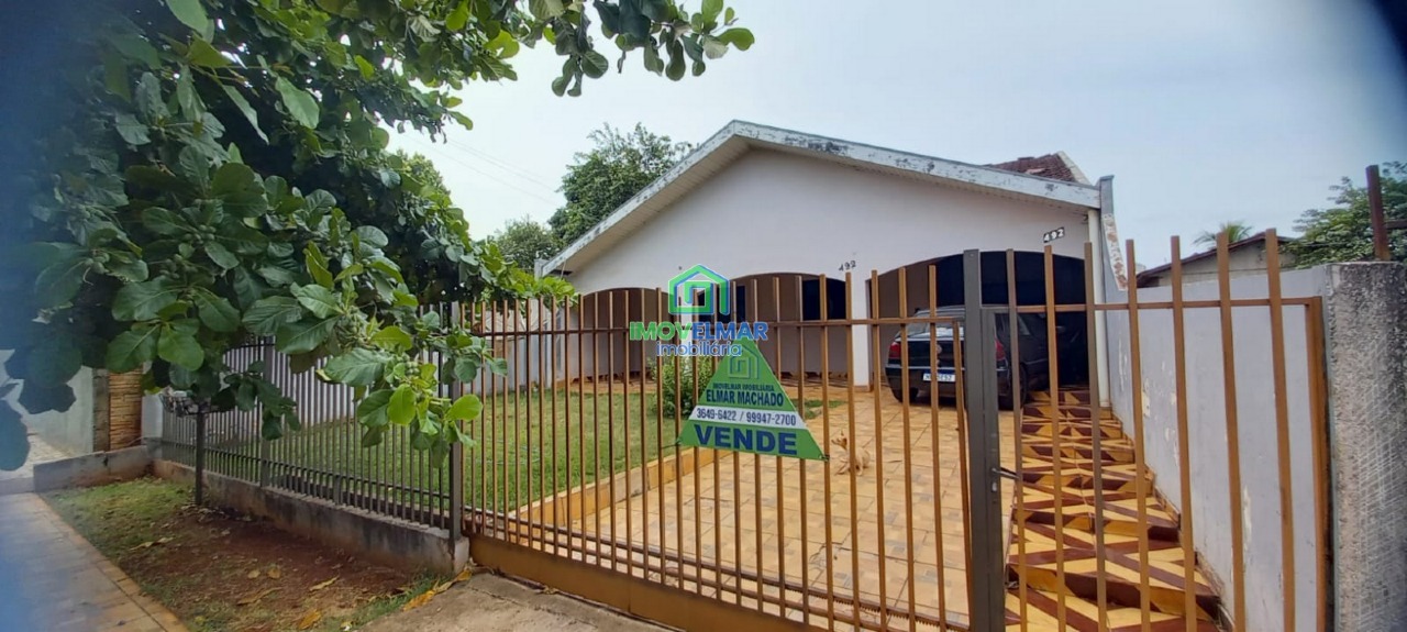 Casa à venda no Centro: 