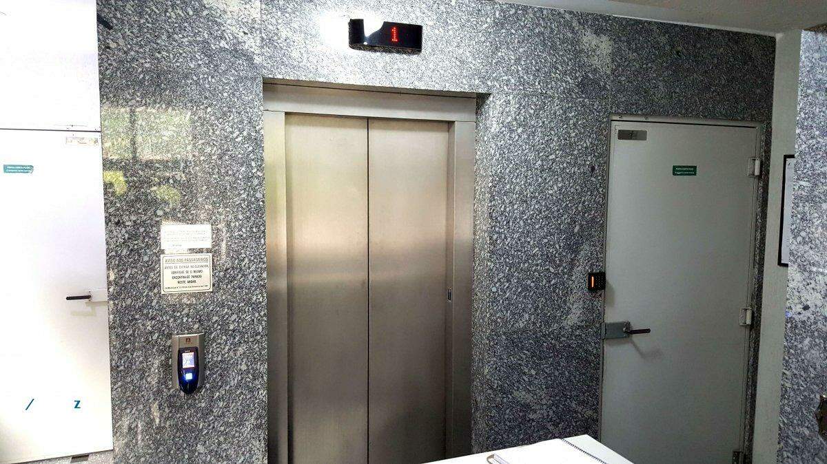 Sala Comercial para aluguelVila SuzanaSão Paulo: aluguel de sala comercial