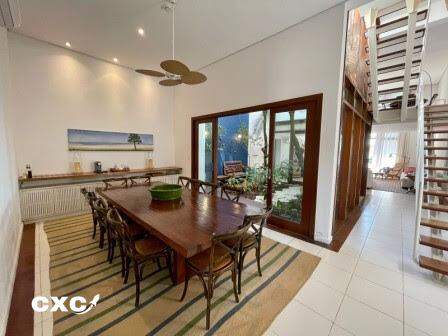 Casa à vendaBalneário Praia do PernambucoGuarujá: casa á venda no condomínio jequitimar