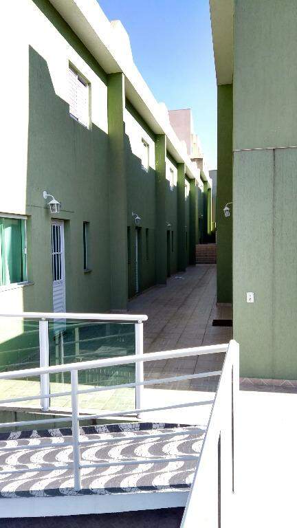 Sobrado à vendaVila MatildeSão Paulo: Sobrado em condomínio fechado
