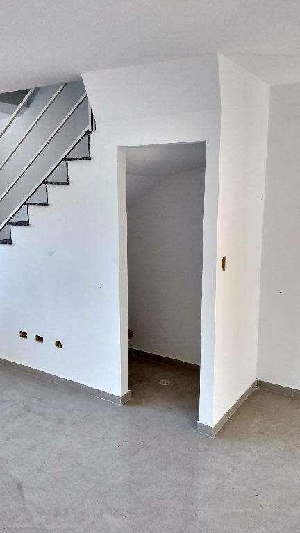 Sobrado à vendaVila CampanelaSão Paulo: Sobrado próx. ao metro
