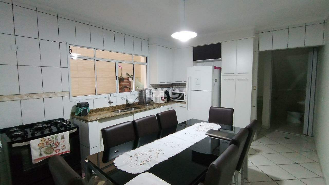 Sobrado à vendaVila MatildeSão Paulo: SOBRADO A VENDA NA VILA MATILDE COM 03 QUARTOS