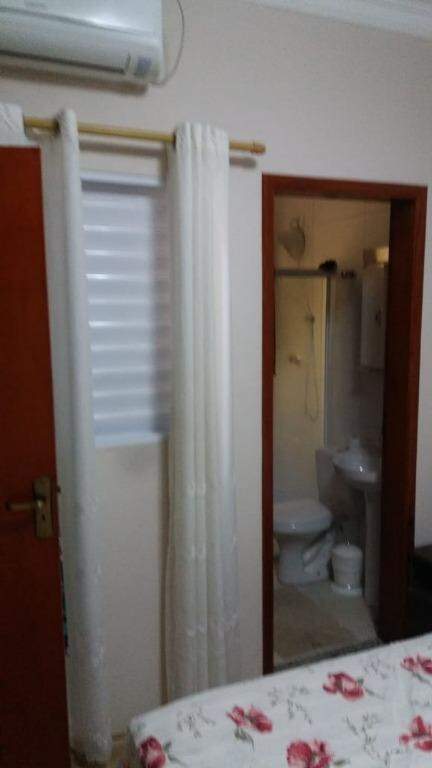 Sobrado à vendaVila TalaricoSão Paulo: Sobrado com 2 quartos sendo uma suíte e 2 vagas.