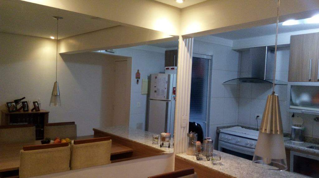 Apartamento à vendaVila SantanaSão Paulo: Apartamento com 57 m² com 2 quartos e 2 vagas.