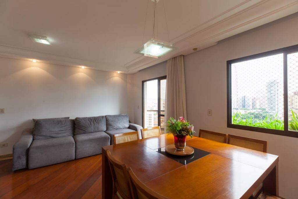 Apartamento à vendaVila Regente FeijóSão Paulo: Apartamento Pertinho do metrô Tatuapé seno apenas 6min de carro.