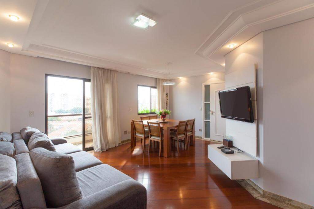 Apartamento à vendaVila Regente FeijóSão Paulo: Apartamento Pertinho do metrô Tatuapé seno apenas 6min de carro.