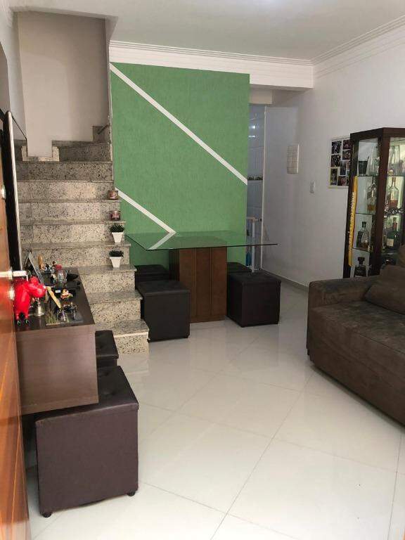 Sobrado à vendaVila LaísSão Paulo: Sala
