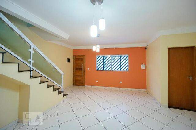 Sobrado à vendaVila CarrãoSão Paulo: Sala de Estar
