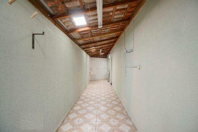 Sobrado à vendaVila CarrãoSão Paulo: Corredor Externo