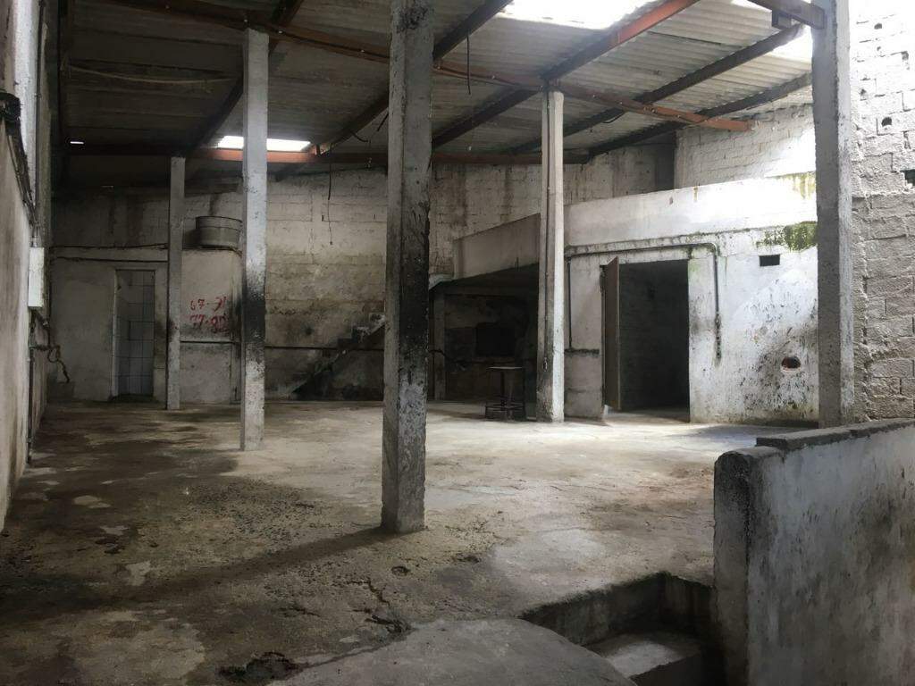 Predio à vendaVila FormosaSão Paulo: Galpão e sobrado comercial