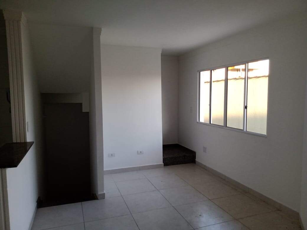 Sobrado à vendaVila MatildeSão Paulo:  Sobrado com 03 quartos e vaga de garagem à venda na Vila Matilde 