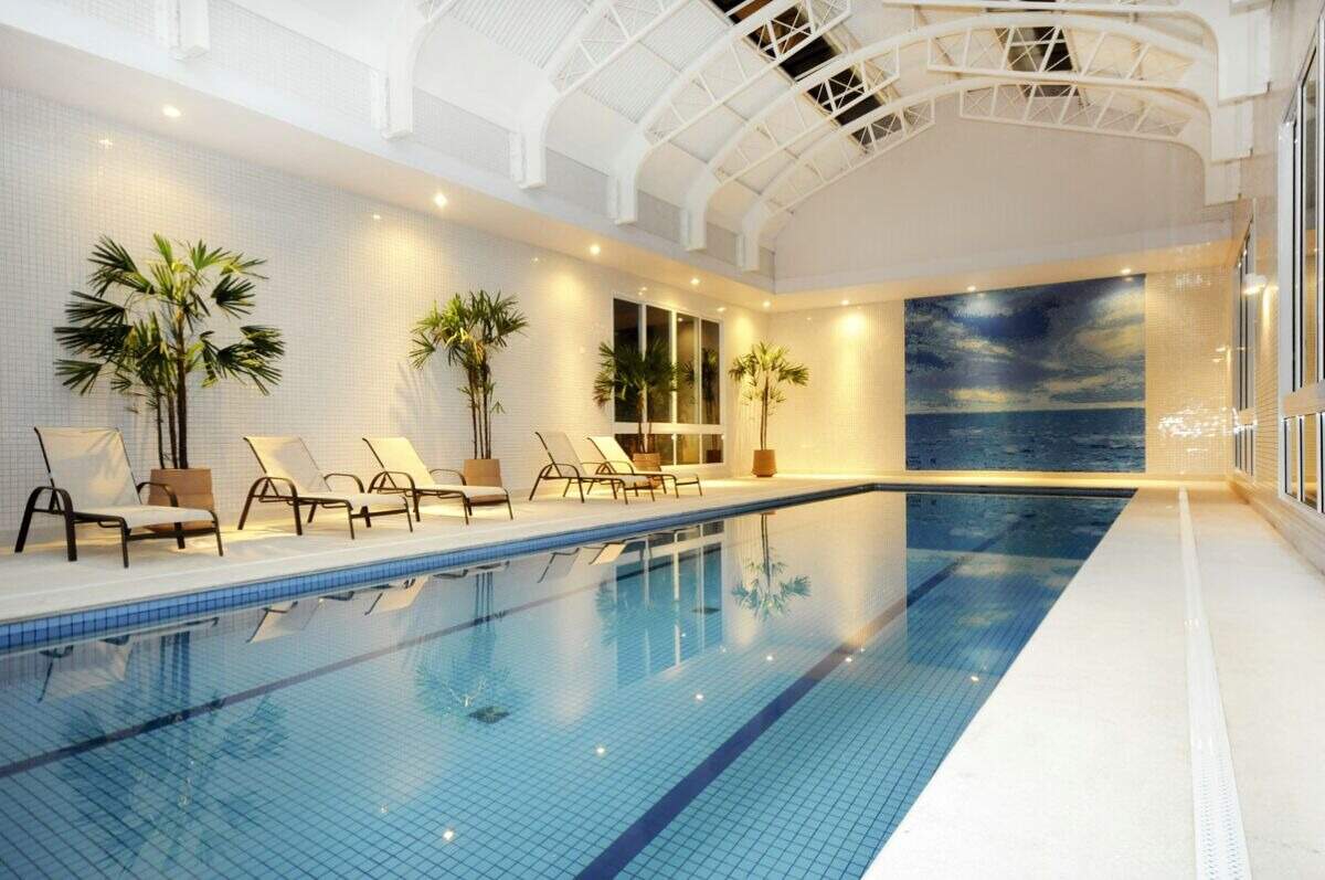 Apartamento à vendaVila Gomes CardimSão Paulo: Piscina Coberta