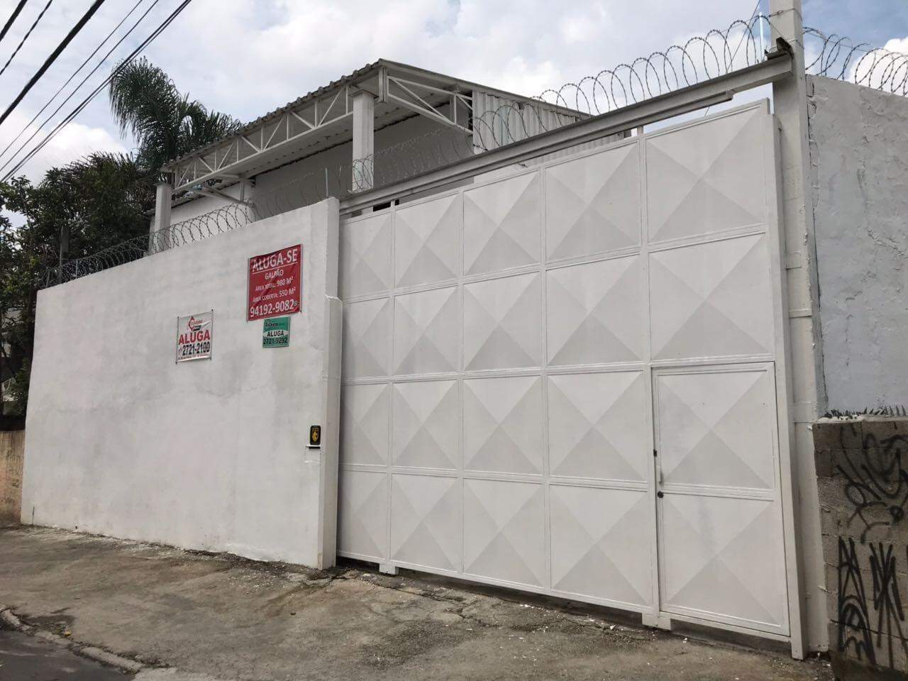 Galpão à vendaItaqueraSão Paulo:  Galpão Comercial á venda em Itaquera - São Paulo - SP 