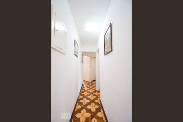 Apartamento à vendaTatuapéSão Paulo: Apartamento á venda no Tatuapé próximo ao metro zona leste de sp