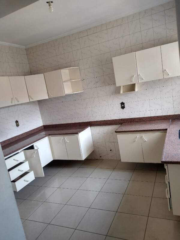Casa à vendaJardim MatarazzoSão Paulo: Sobrado á venda próximo ao Metro, zona leste de São Paulo