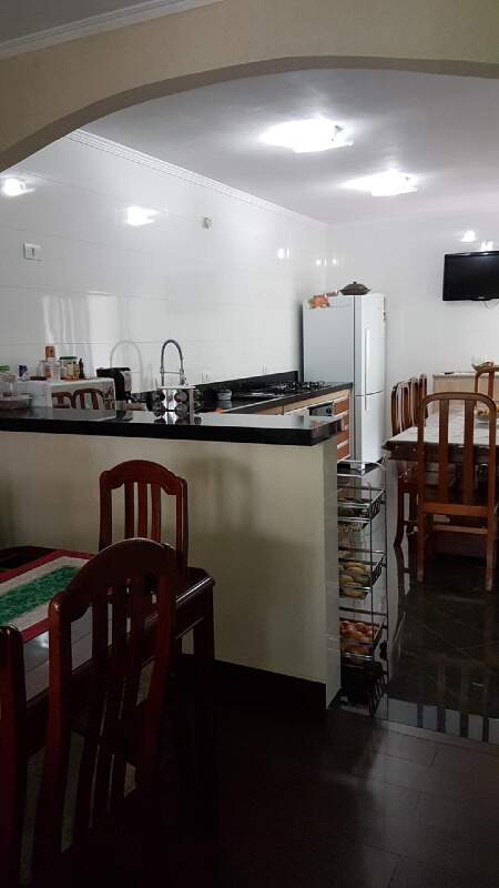 Sobrado à vendaVila Nova YorkSão Paulo: Sobrado com 3 quartos 3 vagas à venda na Vila Nova York - São Pualo - SP