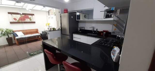 Sobrado à vendaVila RéSão Paulo: Sobrado com 2 suítes 2 vagas à venda na Vila Ré 
