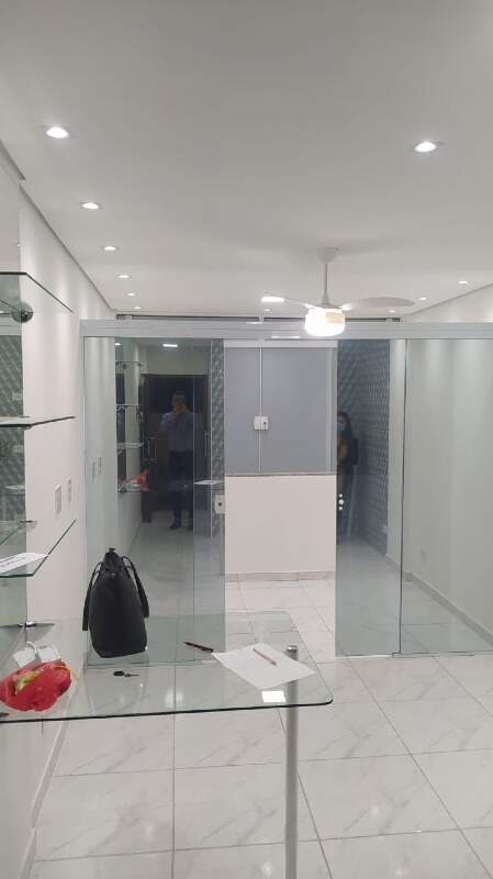 Apartamento à vendaLiberdadeSão Paulo: Kitnet à venda na Liberdade!