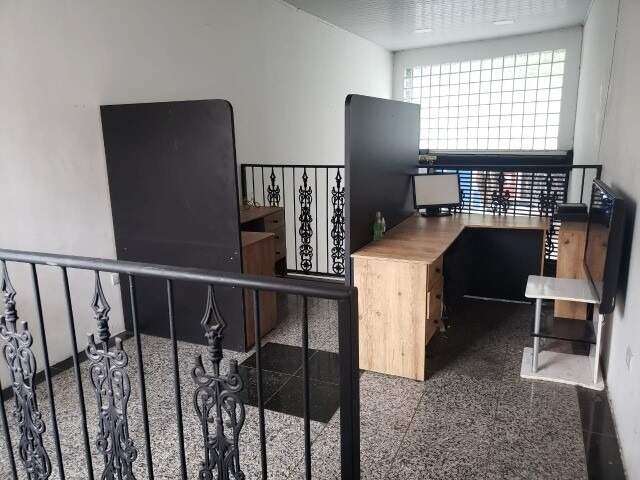 Predio à vendaBrásSão Paulo: Prédio 90m2 para venda no Brás !!!!