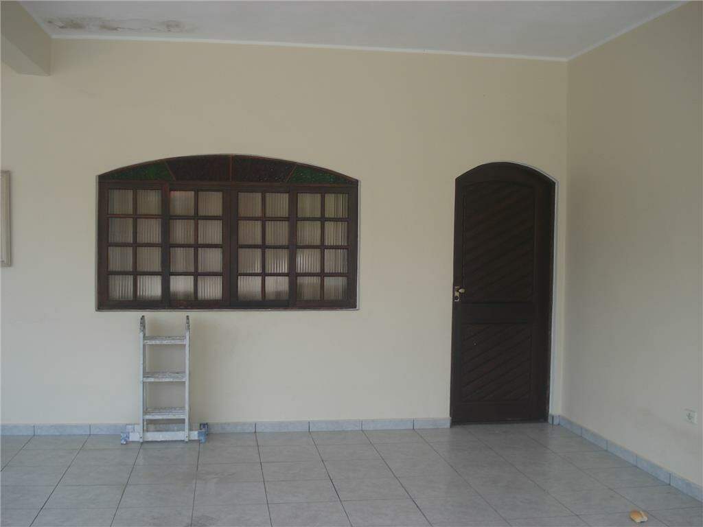 Casa à vendaVila JúliaPoá: Casa Residencial com 3 dormitórios para venda em Poá - SP