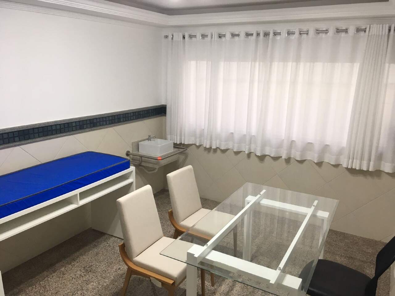 Predio para aluguelTatuapéSão Paulo: Sobrado comercial  para clínica médica disponível para alugar no Tatuapé