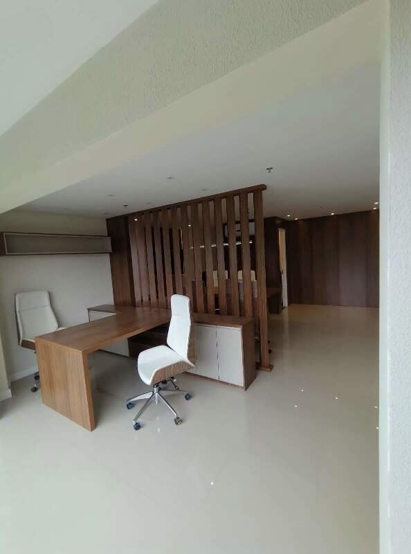 Apartamento à vendaParque Renato MaiaGuarulhos: Sala Comercial 70m² à venda no Condomínio Vila Alameda - Guarulhos - MAIA