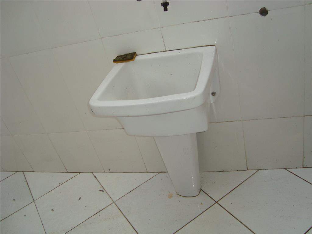 Sobrado à vendaVila MatildeSão Paulo: Sobrado com 100 m² com 2 suítes e 4 vagas.