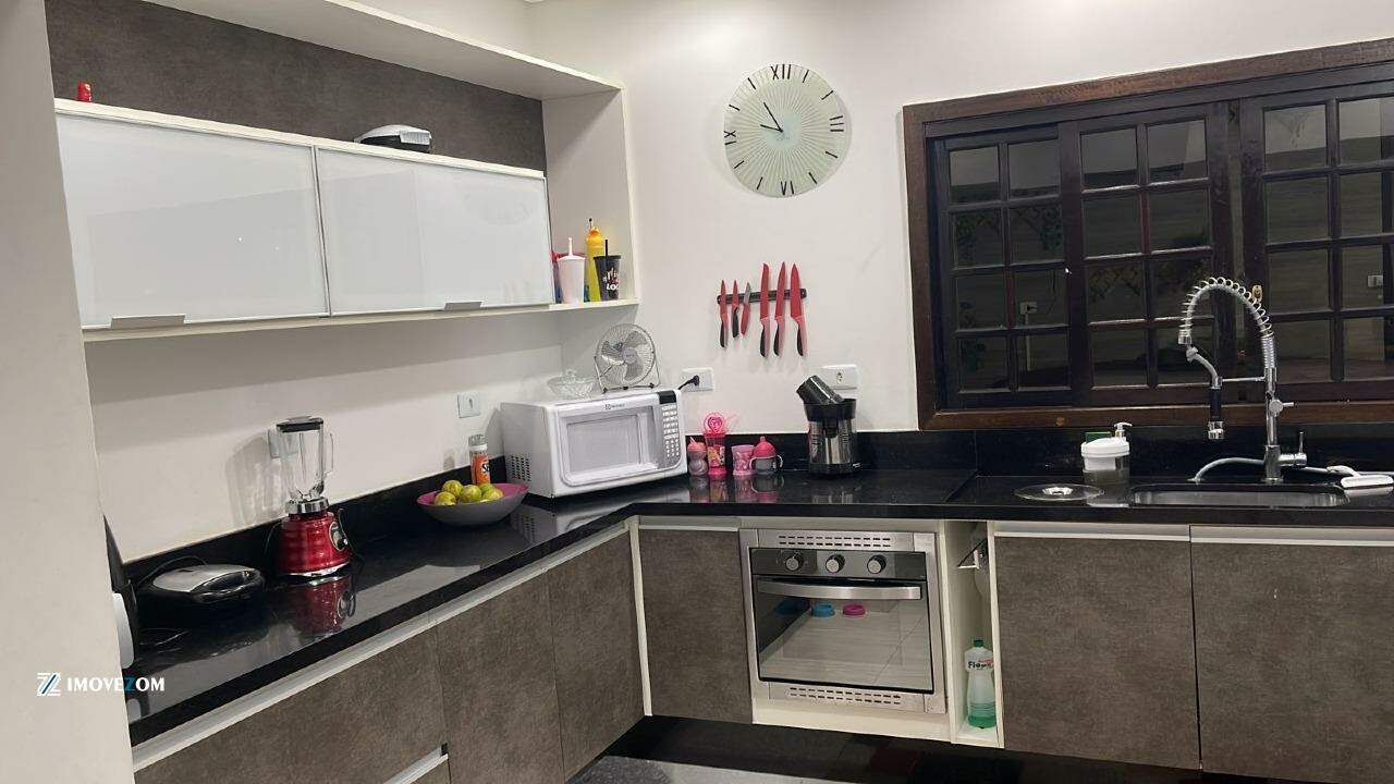 Casa à vendaJardim PeriSão Paulo: Casa 450m2 com 3 quartos a venda no Jd. Peri