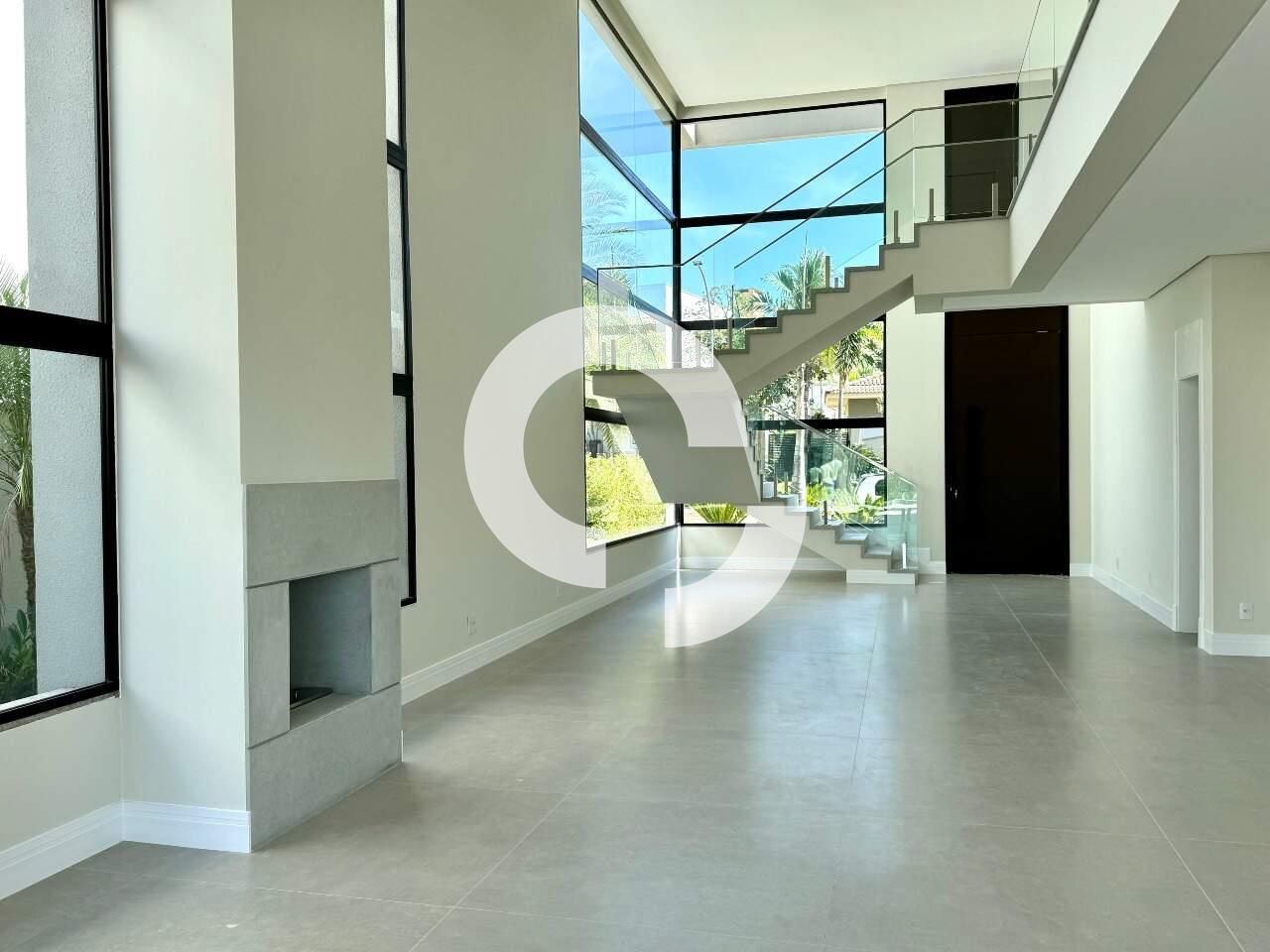 Casa em Condomínio à venda no Alphaville Dom Pedro: 