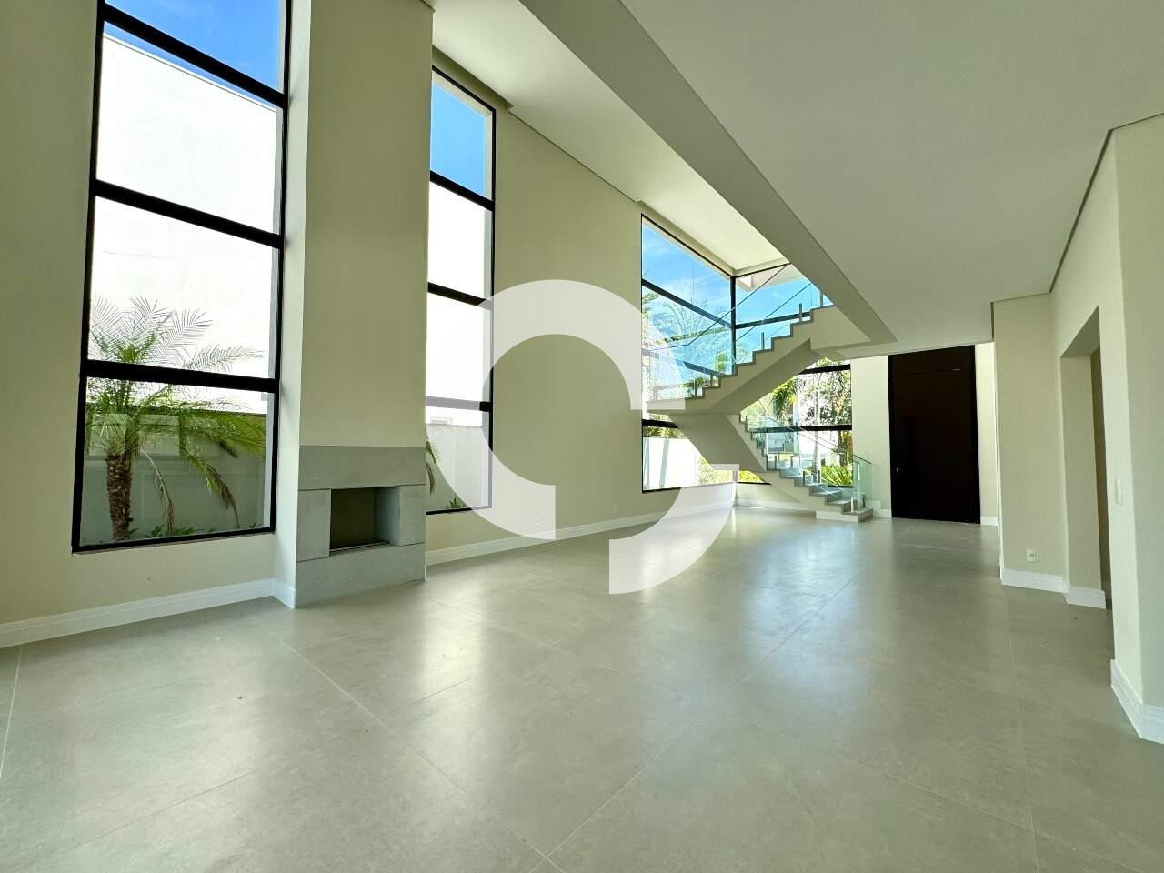 Casa em Condomínio à venda no Alphaville Dom Pedro: 