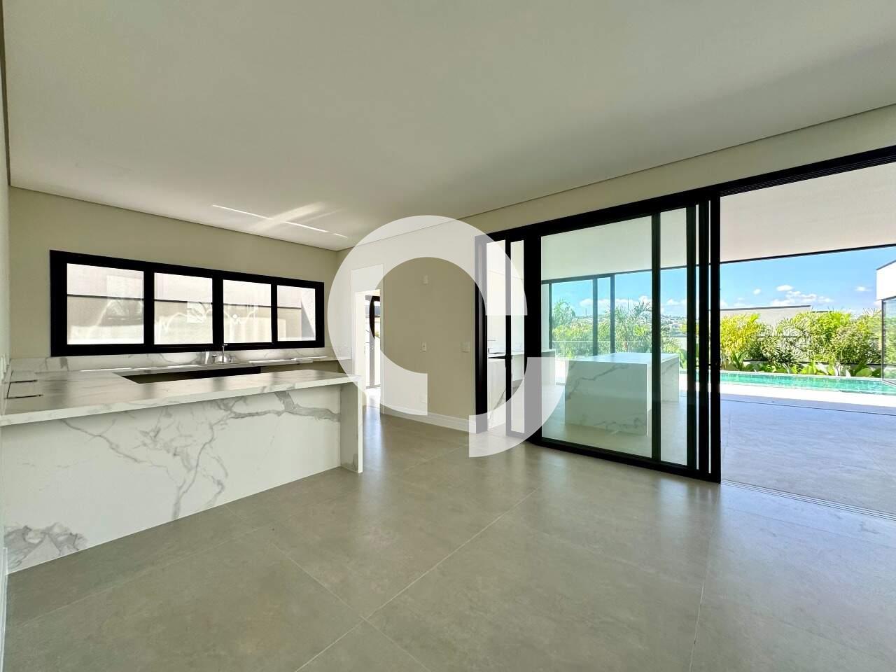 Casa em Condomínio à venda no Alphaville Dom Pedro: 