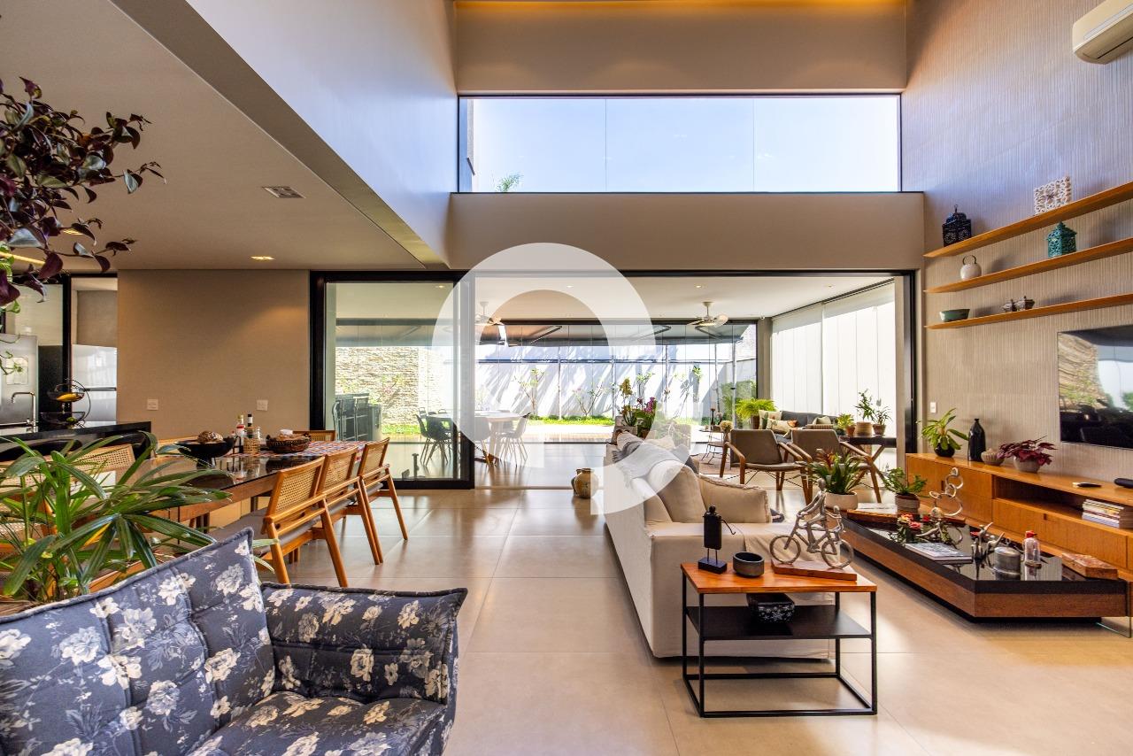 Casa em Condomínio à venda no Alphaville Dom Pedro 2: 