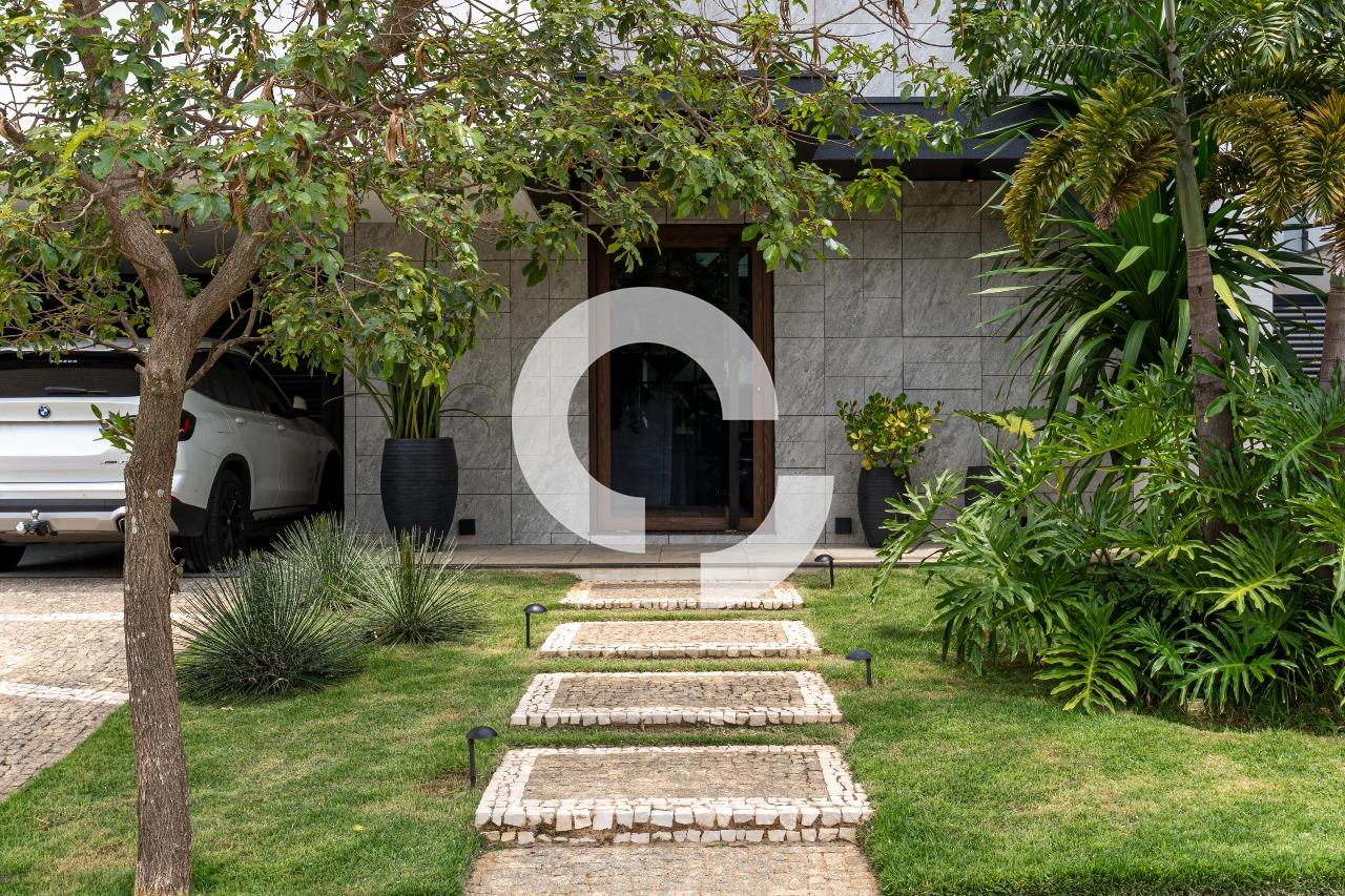 Casa em Condomínio à venda no Loteamento Parque dos Alecrins: 