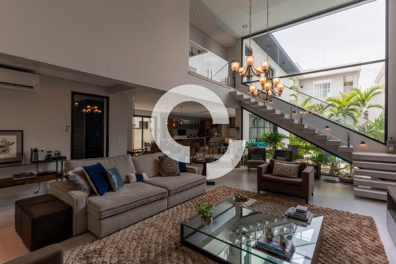 Casa em Condomínio à venda no Loteamento Parque dos Alecrins: 