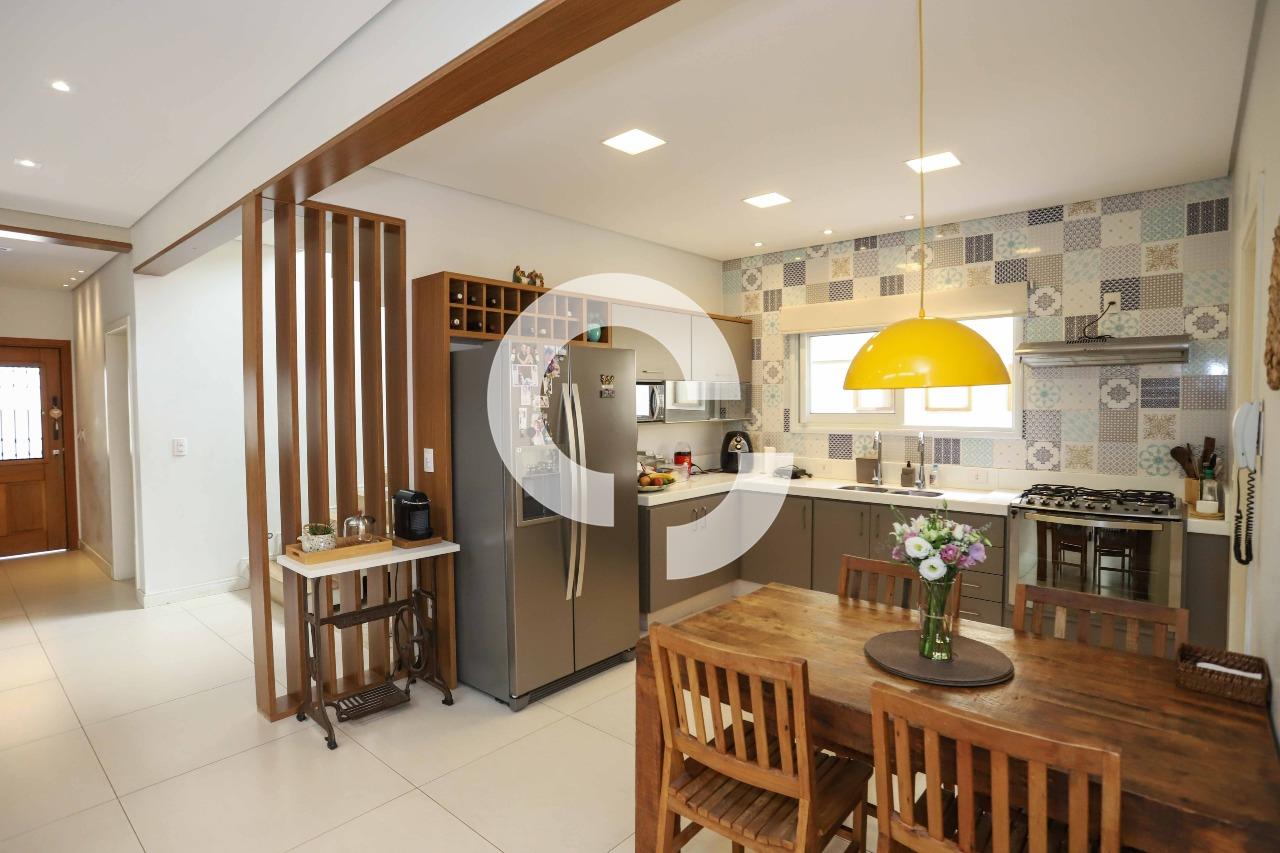 Casa em Condomínio à venda no Vila dos Plátanos: 