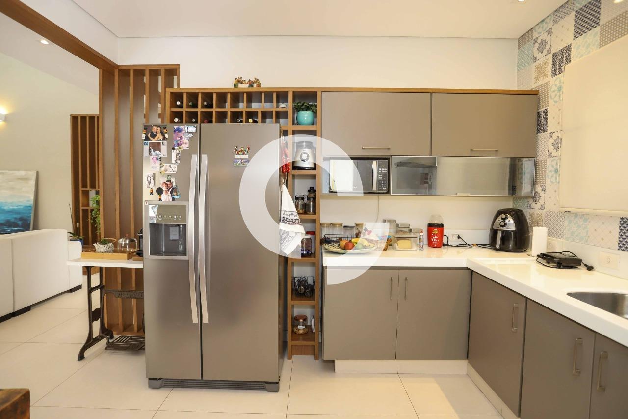 Casa em Condomínio à venda no Vila dos Plátanos: 