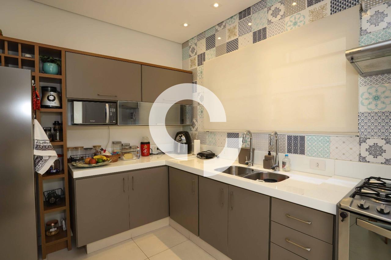 Casa em Condomínio à venda no Vila dos Plátanos: 