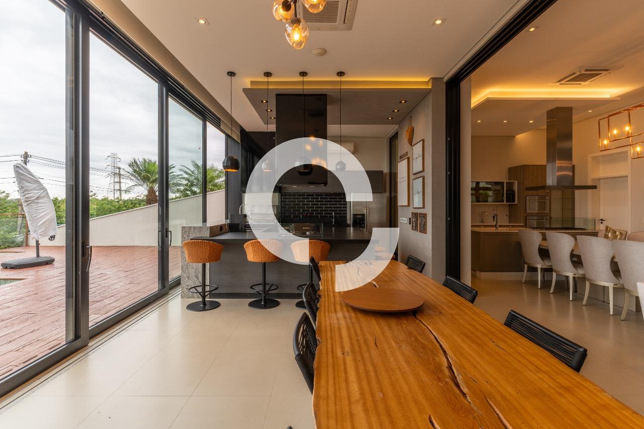 Casa em Condomínio à venda no Sousas: 