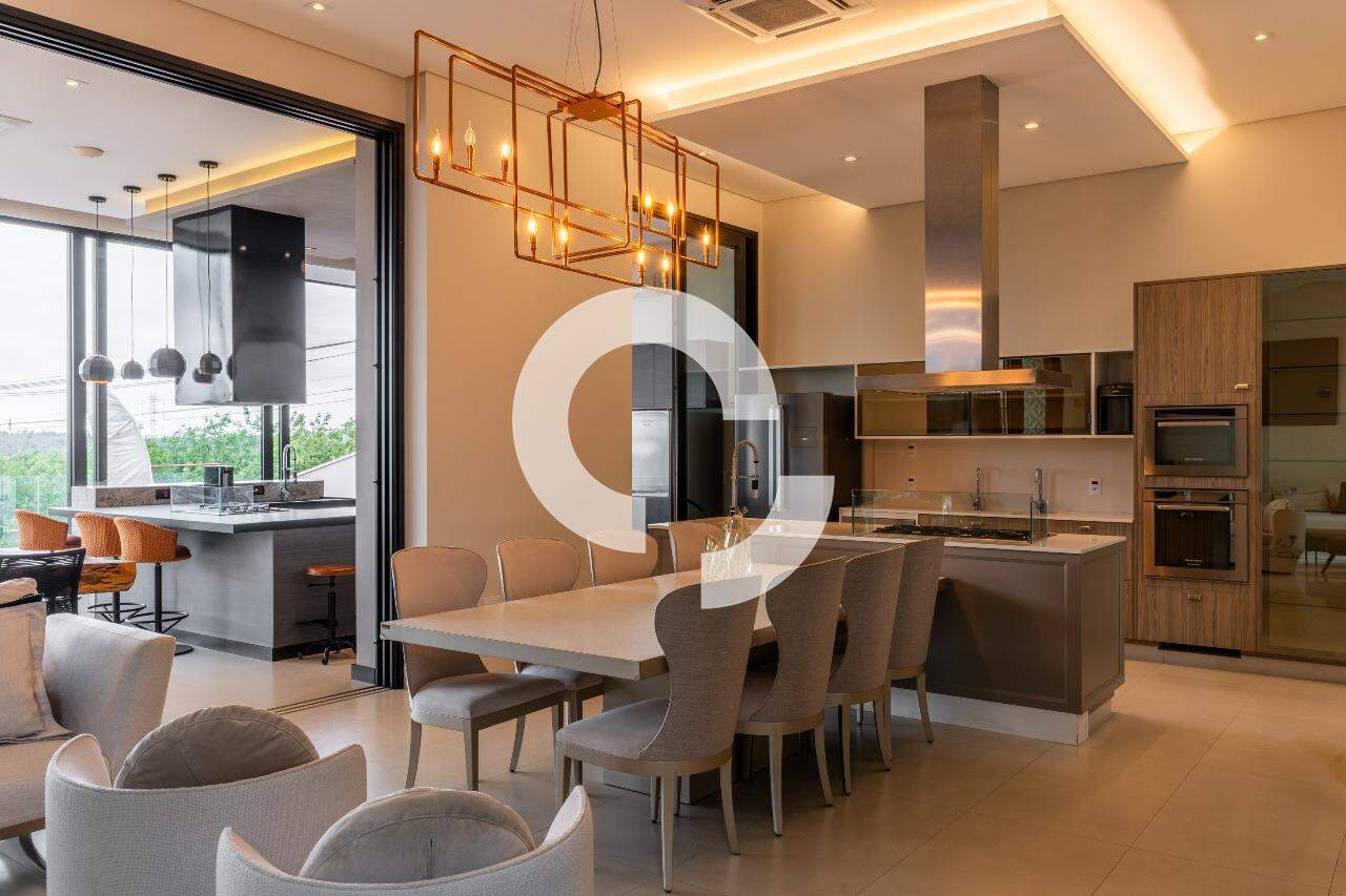 Casa em Condomínio à venda no Sousas: 