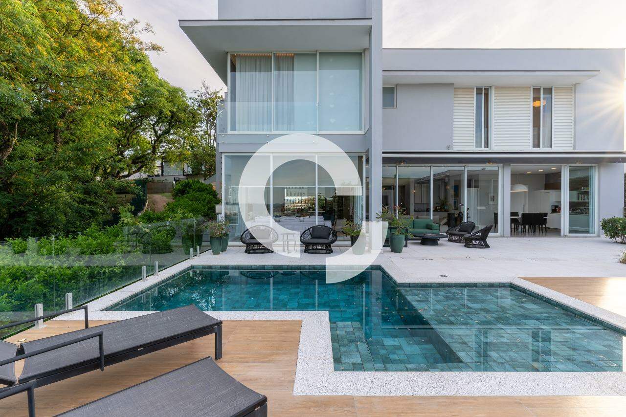 Casa em Condomínio à venda no Residencial Sainte Helene: 