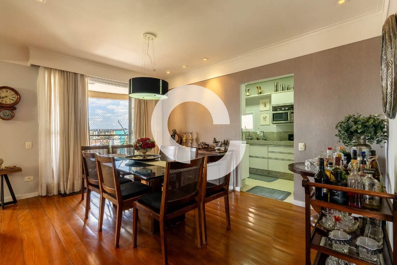 Cobertura à venda no Cambuí: 