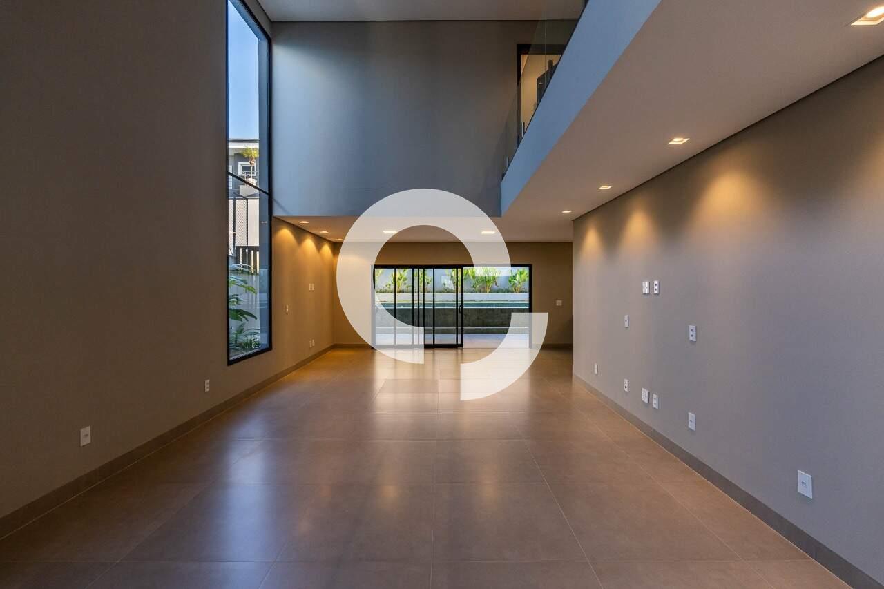 Casa em Condomínio à venda no Swiss Park: 