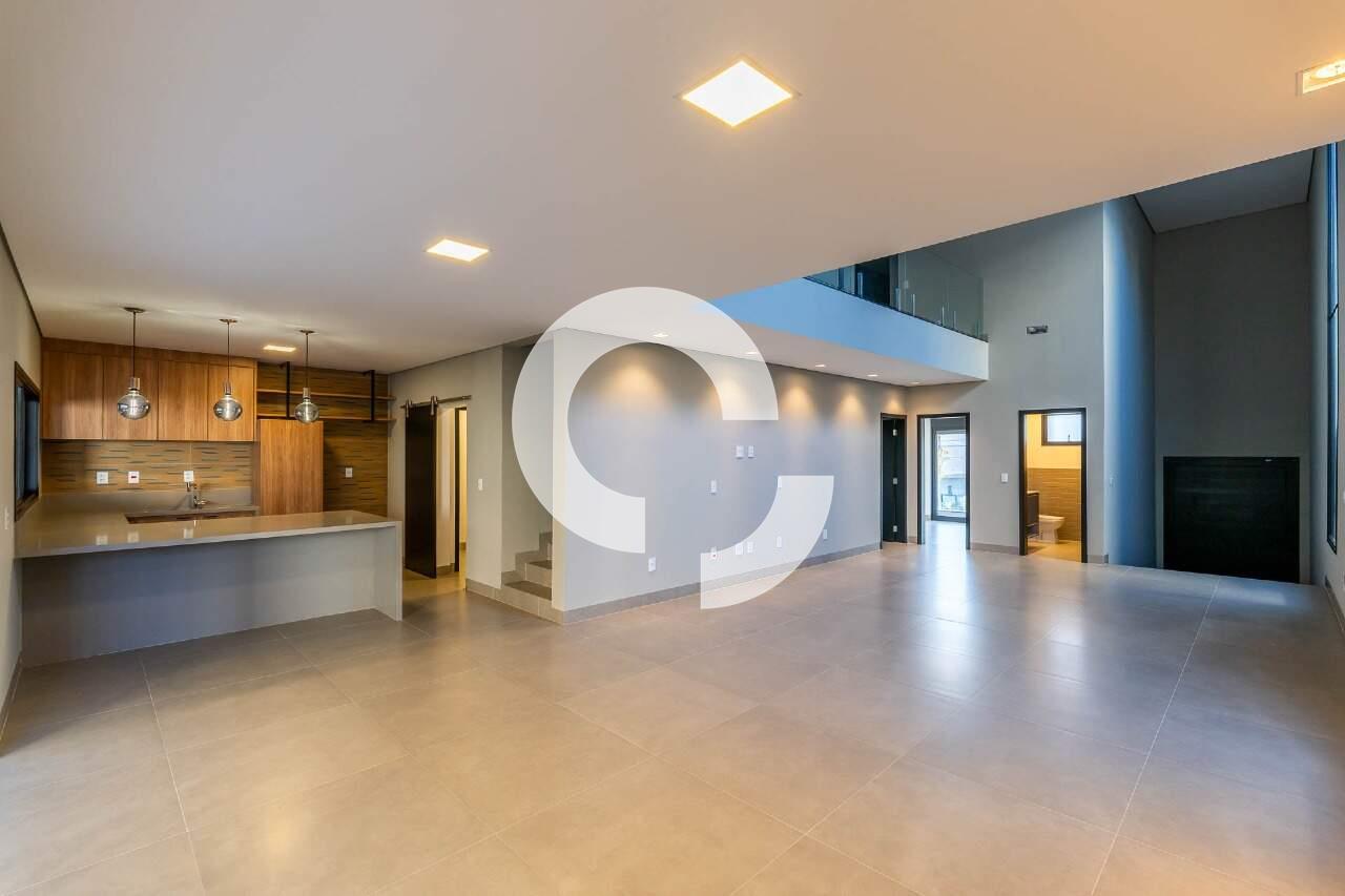 Casa em Condomínio à venda no Swiss Park: 