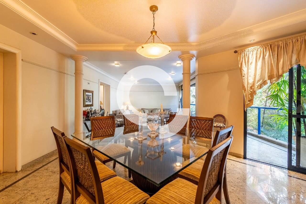 Apartamento à venda no Cambuí: 