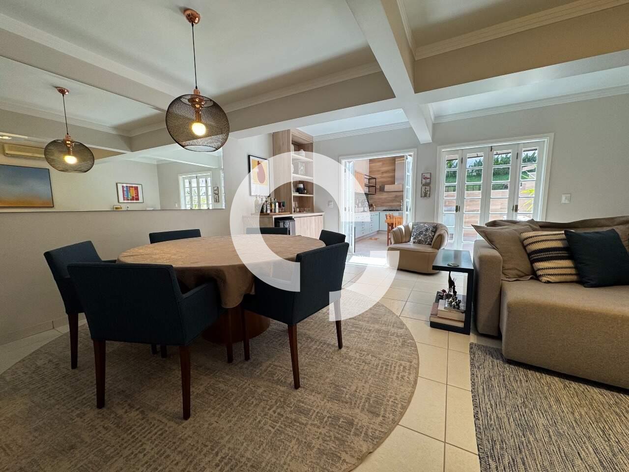 Casa em Condomínio à venda no Jardim Santa Marcelina: 