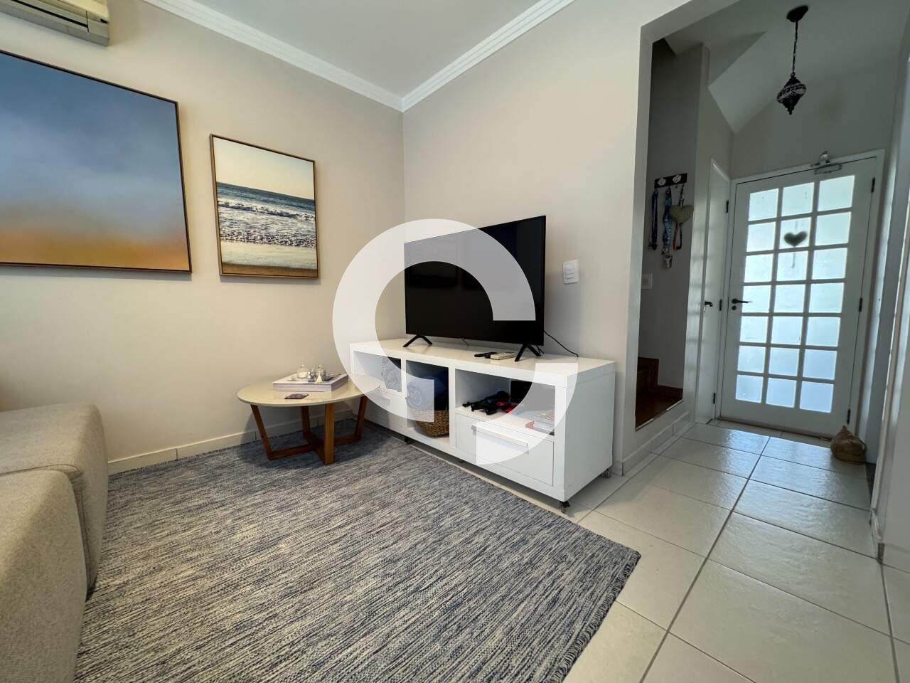 Casa em Condomínio à venda no Jardim Santa Marcelina: 