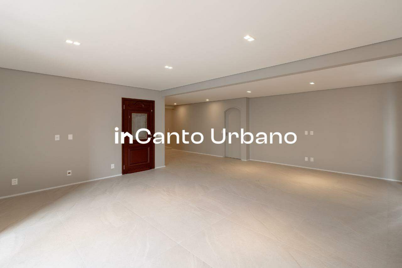 Apartamento à venda no Paraíso: 