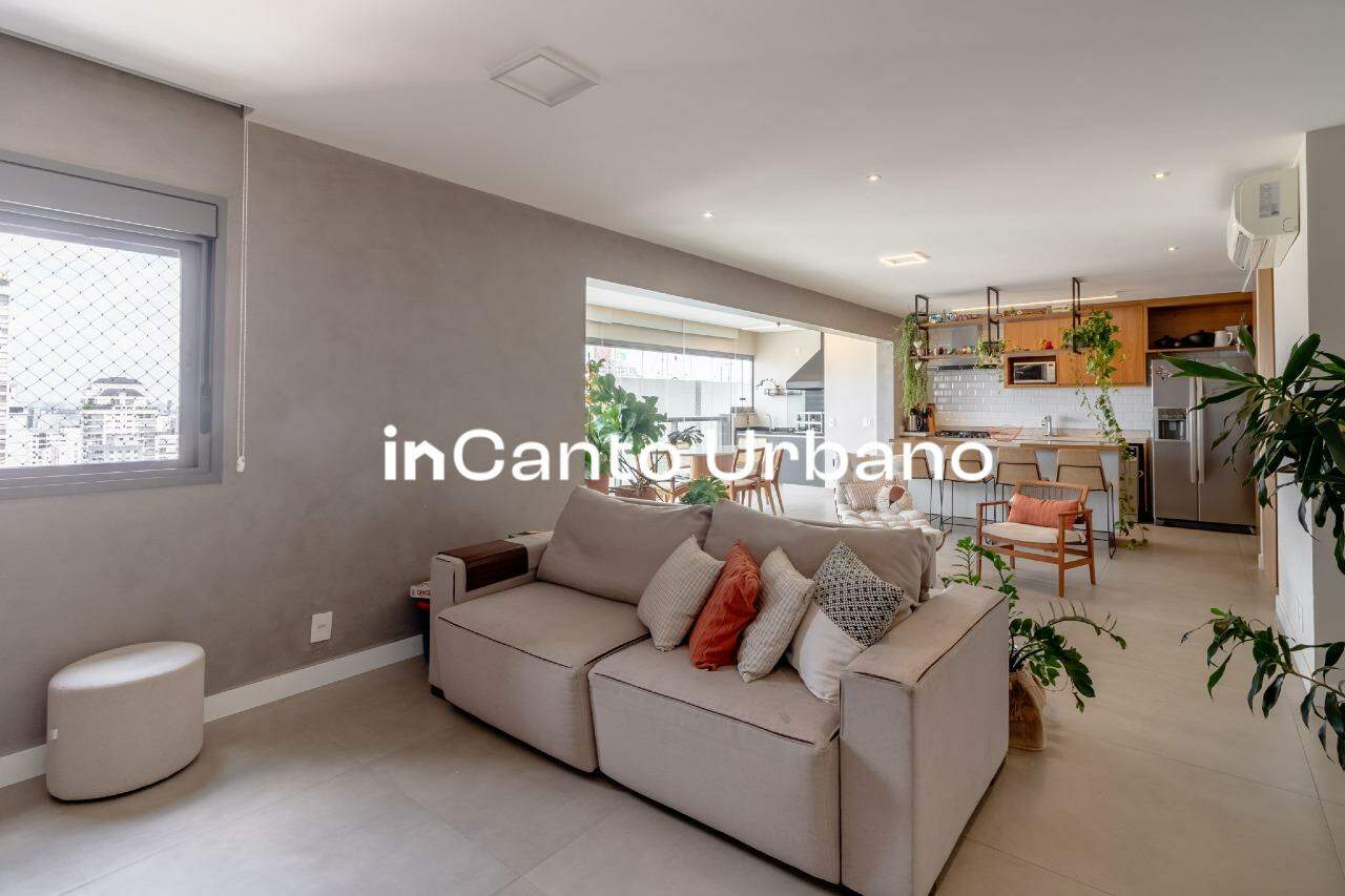 Apartamento à venda no Paraíso: 