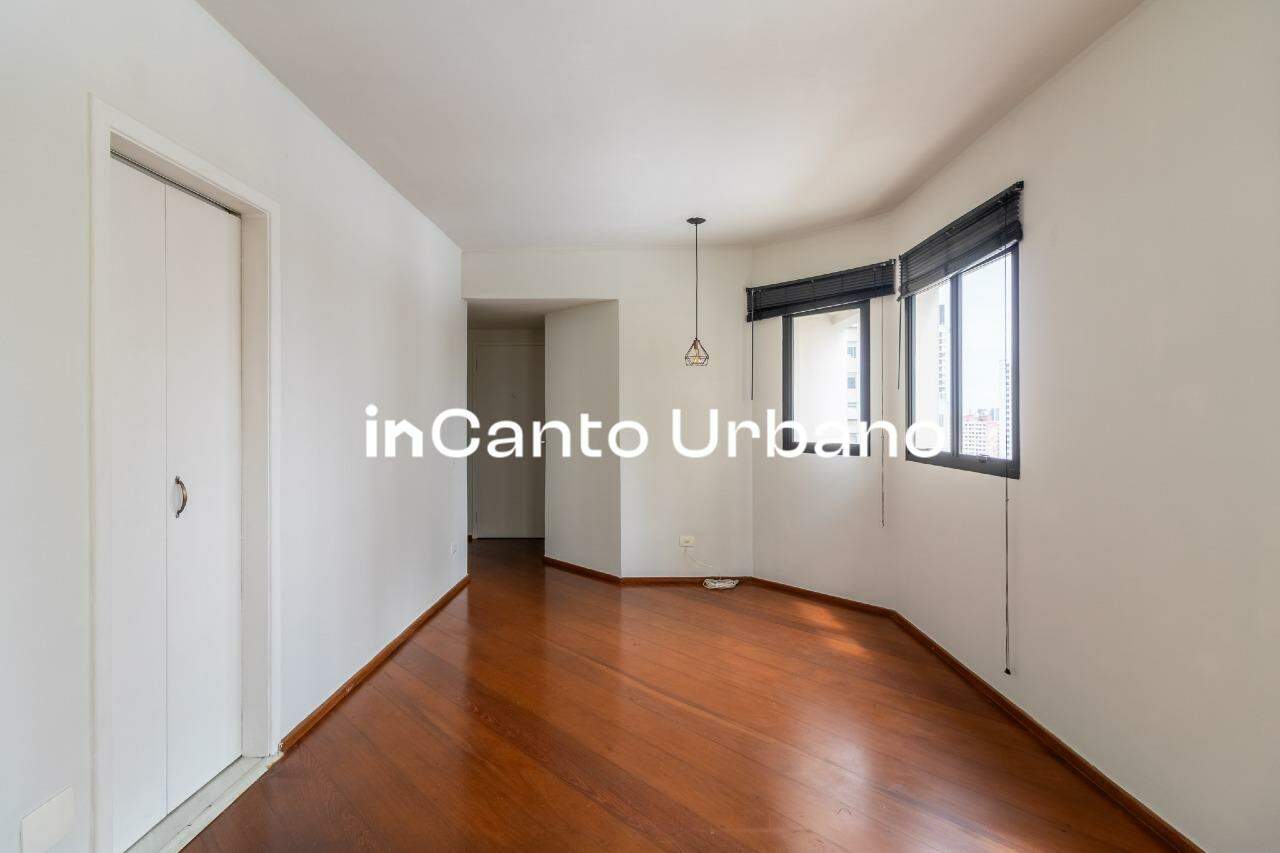 Apartamento à venda no Paraíso: 