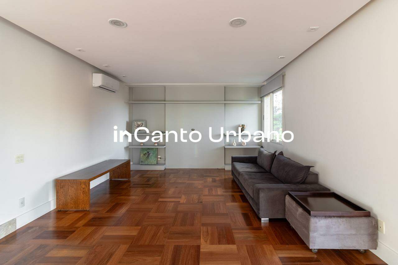 Apartamento à venda no Paraíso: 